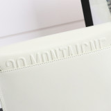 B1P11L48 Popular  leather bag 