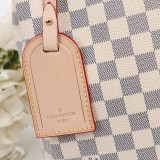 B1P11E84 Popular leather bag 