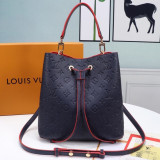 B1P11E81 Popular  leather bag 