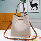 B1P11E81 Popular  leather bag 