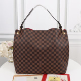 B1P11E84 Popular leather bag 