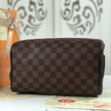 B1P11E870 Popular leather bag 