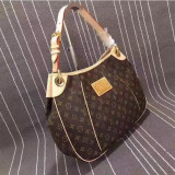 B1P11E11 Popular   leather bag 