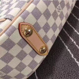 B1P11E11 Popular   leather bag 