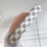B1X41E490 Popular leather bag 