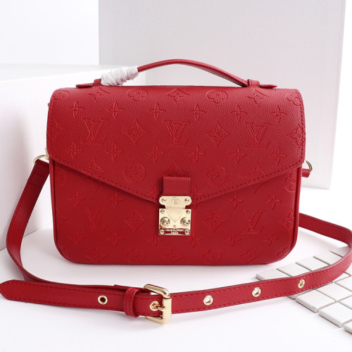 B1X41E92 Popular leather bag 