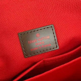 B12X51E108 Popular  leather bag 