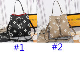 B12X61E04 Popular leather bag 