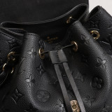 B1X71E065 Popular  leather bag 