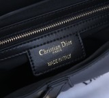 B5X111D11 Popular   leather bag 