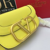 B5X111VL45 Popular  leather bag 