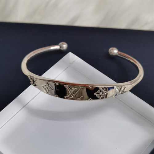 3E719K  Popular Bracelets