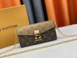 B1X43E32 Popular  leather bag 