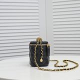 B1X43C45 Popular  leather bag 