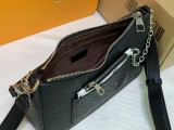 B1X43E52 Popular  leather bag 