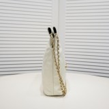 B1X43C70 Popular  leather bag 