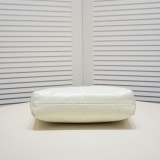 B1X43C70 Popular  leather bag 