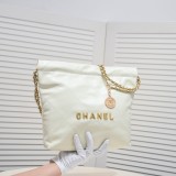 B1X43C70 Popular  leather bag 