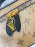 B12X43E121 Popular   leather bag 