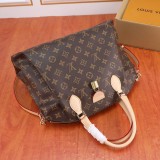 B12X43E126 Popular leather bag 