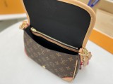 B12X73E28 Popular leather bag 