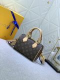 B12X73E44 Popular  leather bag 