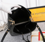B12X73E60 Popular leather bag 