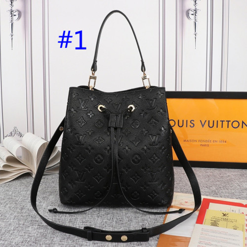 B12X73E60 Popular leather bag 