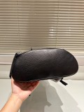B6X83E57 Popular leather bag 
