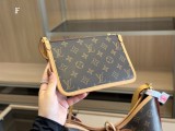 B6X103E136 Popular  leather bag 
