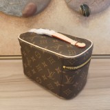 B1X34E273 Popular  leather bag 