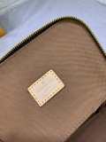 B1X34E272 Popular  leather bag 
