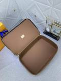 B1X34E272 Popular  leather bag 