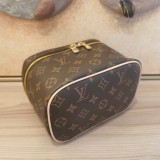 B1X34E273 Popular  leather bag 