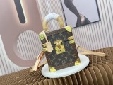 B1X34E276 Popular  leather bag 
