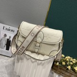 B12X44E318 Popular   leather bag 