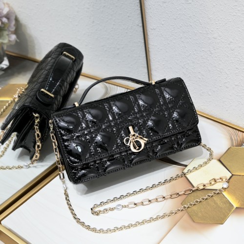B12X44D360 Popular  leather bag 