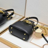 B12X44D370 Popular leather bag 