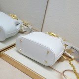 B12X44D370 Popular leather bag 