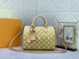 B12X44E268 Popular  leather bag 