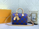 B12X44E269 Popular  leather bag 