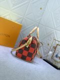 B12X44E269 Popular  leather bag 