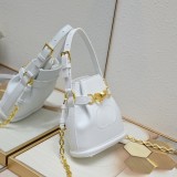 B12X44D370 Popular leather bag 