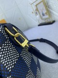 B12X44E269 Popular  leather bag 