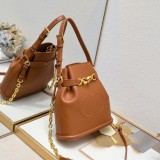B12X44D370 Popular leather bag 