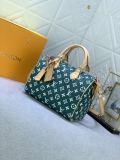 B12X44E268 Popular  leather bag 