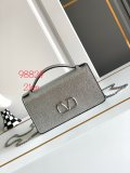B1X44VL272 Popular leather bag 