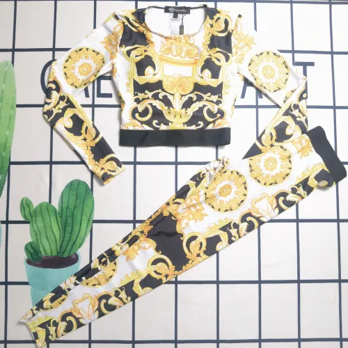 14V137Y   fashion Long sleeve swimsuit