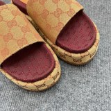 Z54B122 Popular slippers  Sole thickness 5.5cm