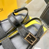 Z14F71 Popular sandals